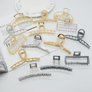 Kit 6 Peças Piranha Dourada e prata de metal vários modelos